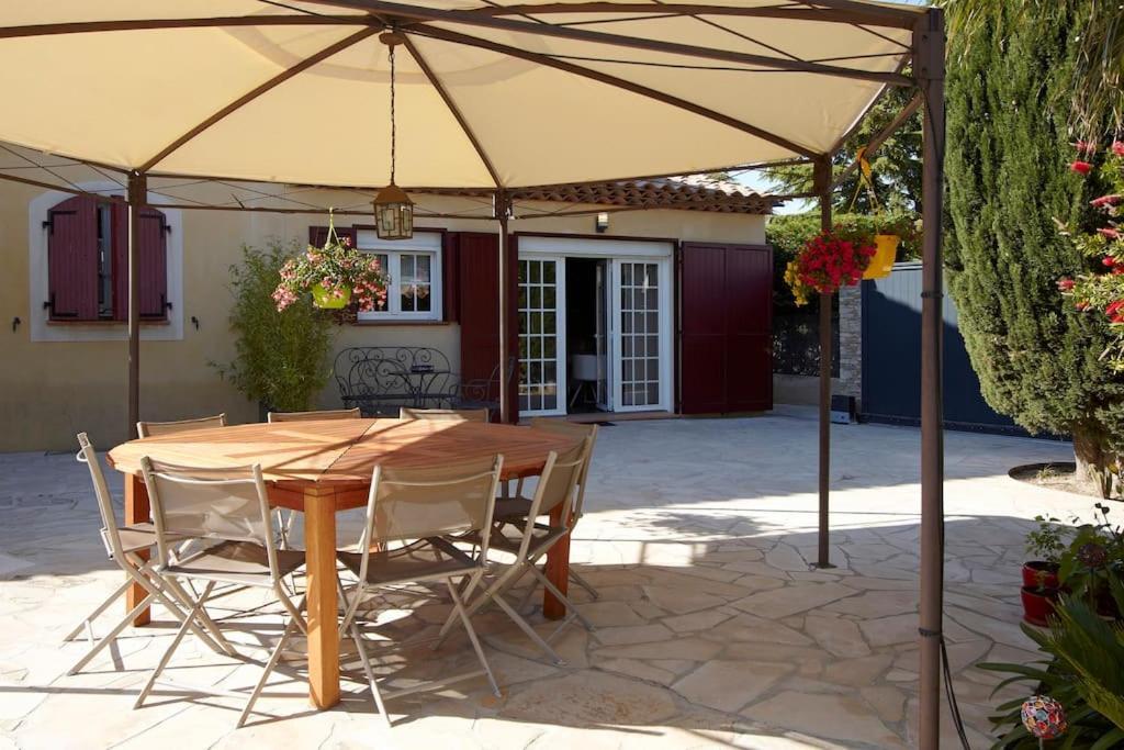 Studio Dans Villa Avec Piscine Cassis Kültér fotó